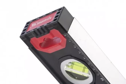 Уровень алюминиевый усиленный 600 мм MATRIX 2 компонентные рукоятки артикул 34361 купить в Уфе