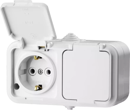 Розетка STAYER &quot;MASTER&quot; &quot;MAXIMA&quot; двухместная, с заземлением, с защитной крышкой, IP54, 16А, 220В 54307-W купить в Уфе