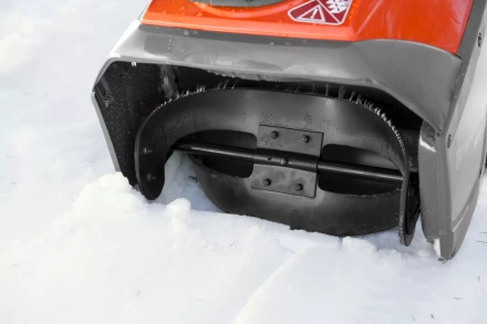 Бензиновый снегоуборщик Husqvarna ST 131 купить в Уфе