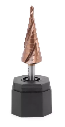 Ступенчатое сверло MESSER HSS CO  4-22х10 с кобальтовым покрытием и тремя спиральными канавками. купить в Уфе