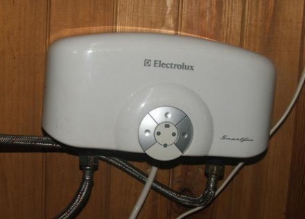 Проточный водонагреватель ELECTROLUX SMARTFIX 2.0 S 5.5 kW - душ купить в Уфе