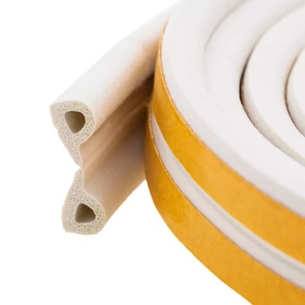 Уплотнитель резиновый, 6 м, профиль &quot;P&quot;, белый Сибртех 88913 купить в Уфе