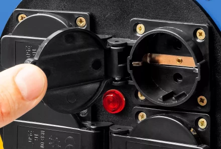 Удлинитель на катушке &quot;КГ 325&quot;, 30 м, 4000 Вт, 4 гнезда, IP44, КГ 3х2,5 кв мм, ЗУБР 55079-30 купить в Уфе