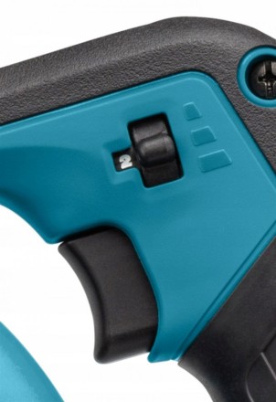 Аккумуляторная воздуходувка-пылесос Makita UB100DZ (без АКБ и ЗУ) купить в Уфе