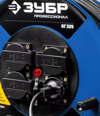 Удлинитель на катушке &quot;КГ 325&quot;, 50 м, 4000 Вт, 4 гнезда, IP44, КГ 3х2,5 кв мм, ЗУБР 55079-50 купить в Уфе