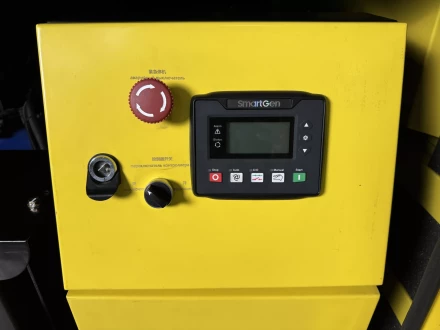 Дизельный генератор Vektor AD-70Y-T400 в шумозащитном кожухе с АВР купить в Уфе