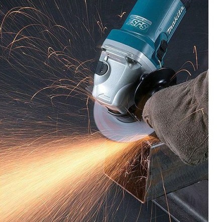 Шлифмашина УШМ Makita GA5040 купить в Уфе