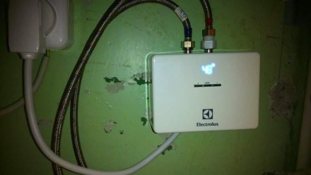 Проточный водонагреватель ELECTROLUX NPX 6 AQUATRONIC  DIGITAL 2 купить в Уфе