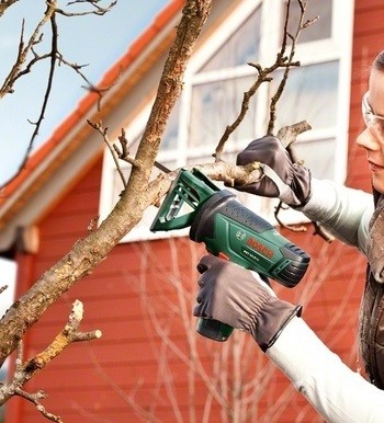 Аккумуляторная лобзиковая пила BOSCH PST 10,8 LI (0.603.3B4.022) купить в Уфе